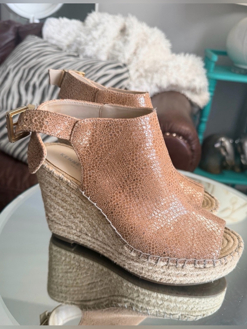 Kenneth Cole Reaction Brown Leather Textured Espadrille Wedge Sandals